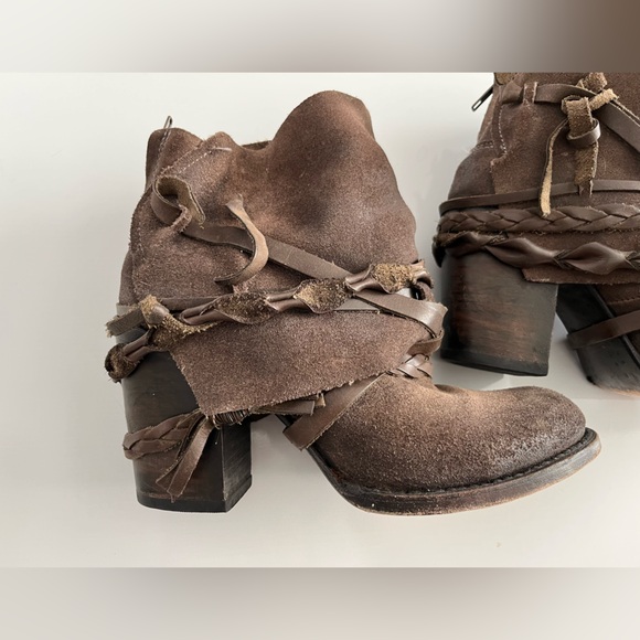 Freebird FB CAIRO Dark Brown Ankle Booties with Braided Straps - Picture 2 of 11
